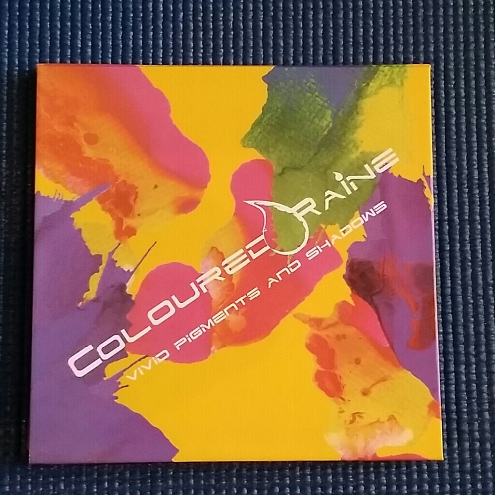 Coloured Raine Vivid Pigment Palette